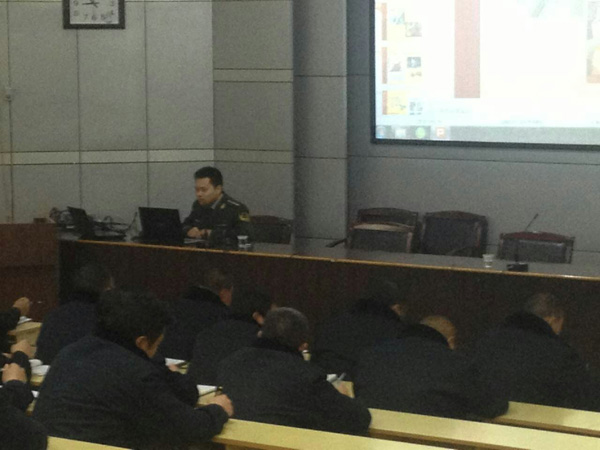 1月25日邀請巿消防大隊邢大隊長，進(jìn)行消防安全知識講座